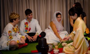 tea ceremony at wedding 